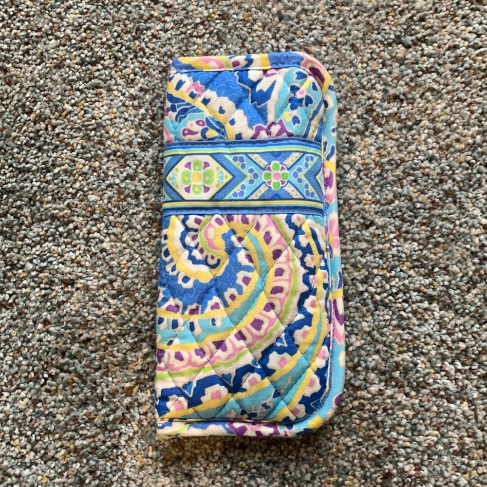 Vera Bradley slip in sunglass case